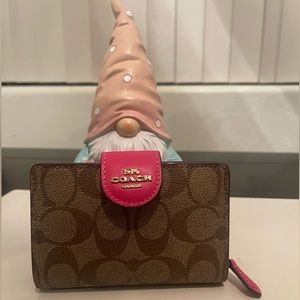 Medium Coach Wallet